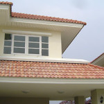 Để góp phần tạo nên nét đẹp hoàn hảo và trọn vẹn nhất cho từng góc nhỏ trong ngôi nhà của bạn, thanh diềm mái (conwood eave) đã được lựa chọn và sử dụng khá phổ biến trong nhiều không gian sống hiện nay. Với những mẫu mã, kiểu dáng và màu sắc đa dạng, conwood eave như một biện pháp hữu hiệu giúp bạn hoàn thiện ngôi nhà thân yêu của bạn. Eave được xem như vật liệu có tác dụng gắn vào mái nhà với mục đích che cấu trúc mái. Theo thiết kế, Eave sử dụng hai thanh 8 inch và 6 inch hoặc 6 inch và 4 inch.